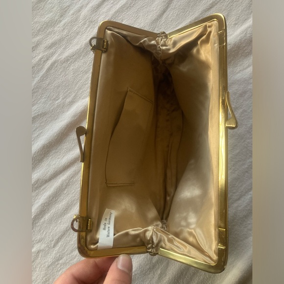 Vintage Floral Tapestry Kiss Lock Mini Handbag - Picture 9 of 14